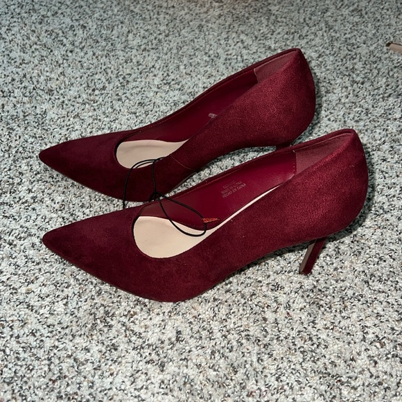 Burgundy Suede Heels - Picture 1 of 3